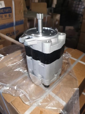 Pompa Gear Bagian Hydraulic Excavator untuk Kubota KX163 PSVL2-27CG di bengkel mesin